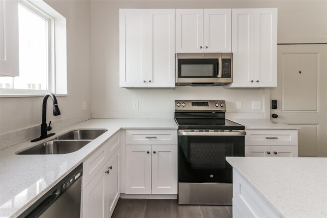 Photo - Brandon Luxury Living Apartments