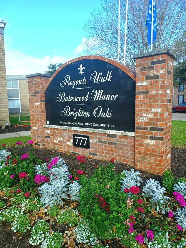 Country Wood Apartments in Houston, TX