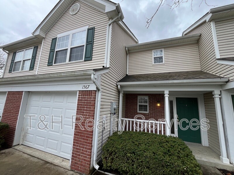 1567 Brookfield Cir, Franklin, IN 46131 Townhome Rentals in Franklin