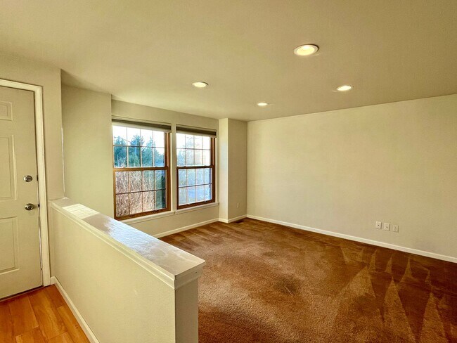 Building Photo - Great Home For Rent