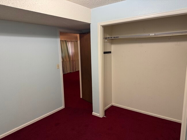 Foto del edificio - 4039 Cooke Dr