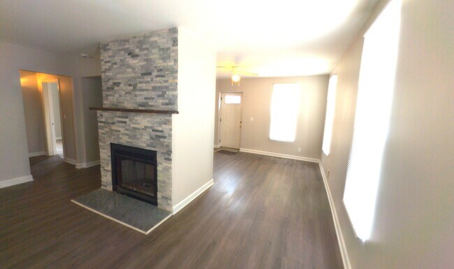 Foto del edificio - 417 N West St