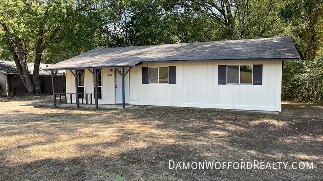 Photo - 242 Old Town Crossing House