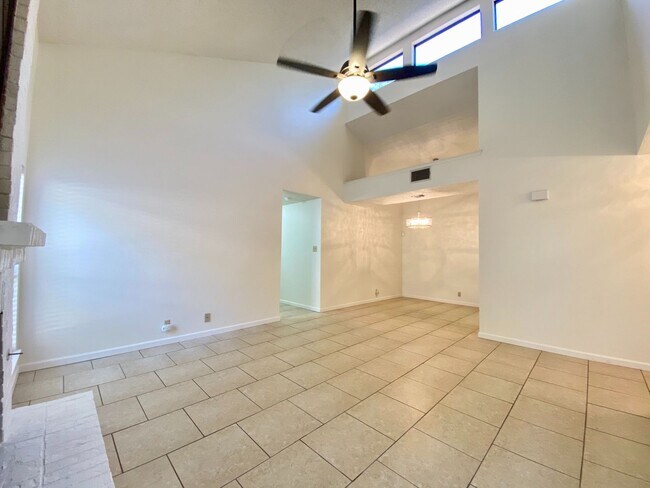Foto del edificio - 2 Bedroom/2 Bath Whisper Creek Subdivision