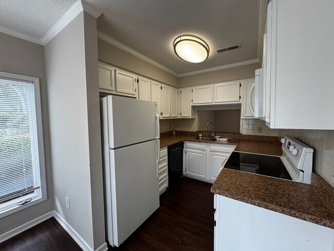 Foto del edificio - 104 Breckindale Cir