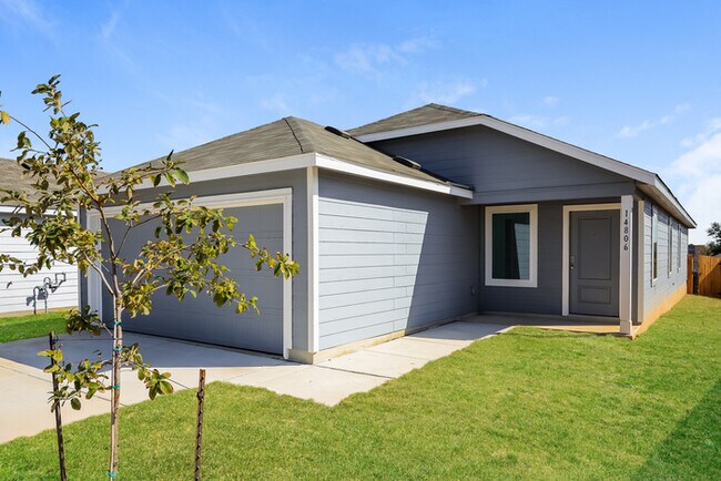 Building Photo - 14806 Warwick Shire