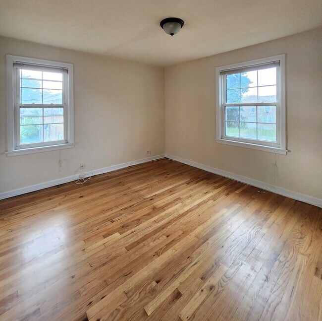 Foto del edificio - 4257 W Nelson St