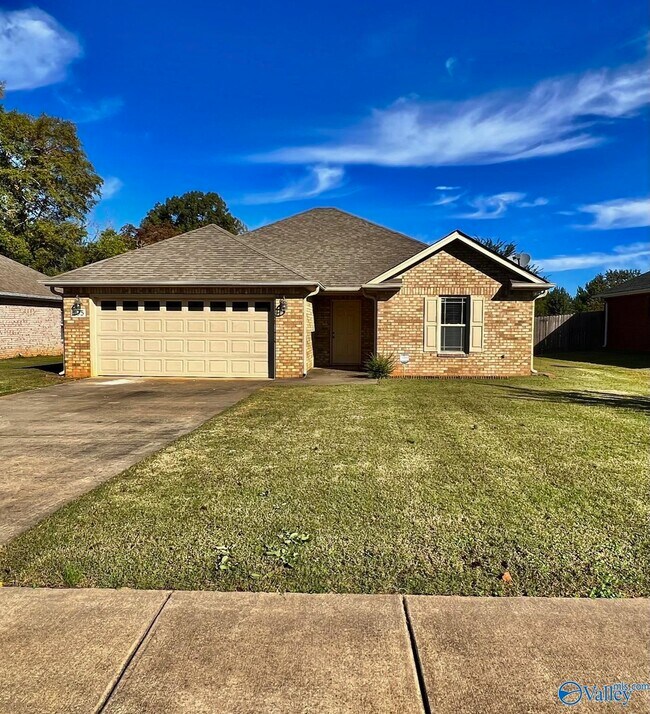 Foto del edificio - 105 Summerset Ln