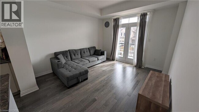 Photo du bâtiment - 17 Granville Cres