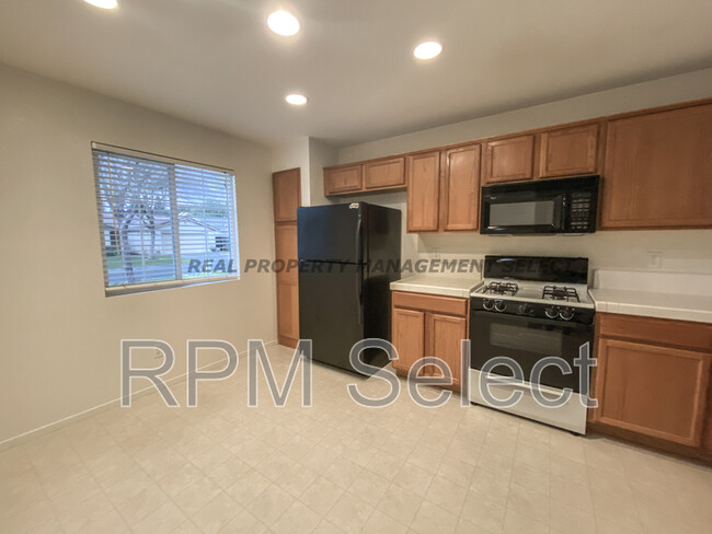 Foto del edificio - 4329 Middlebury Way
