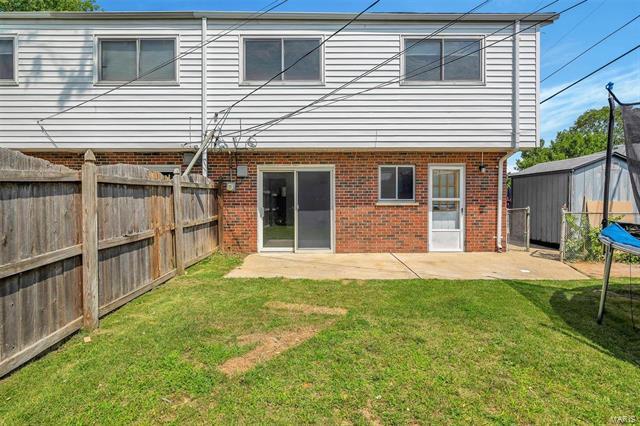 Building Photo - 10207 Reavis Gardens Dr