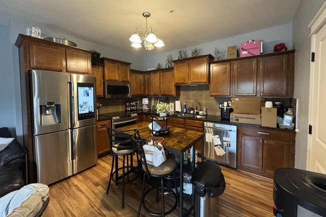 Foto del edificio - Large 3-Bedroom, 3.5-Bathroom Townhome