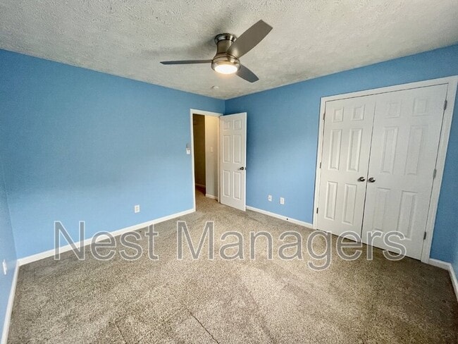 Building Photo - 350 Bubble Creek Ct