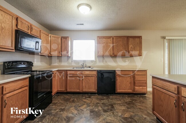 Foto del edificio - 8942 Leffler Ln