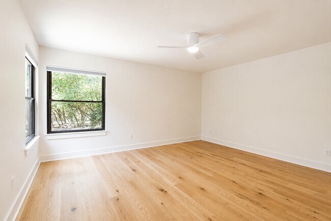 Building Photo - 15 Mallard Glen Pl