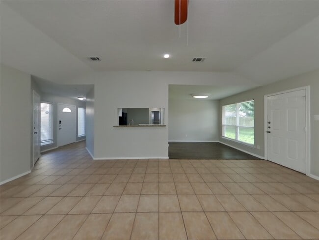 Building Photo - 8218 Tattershall Cir