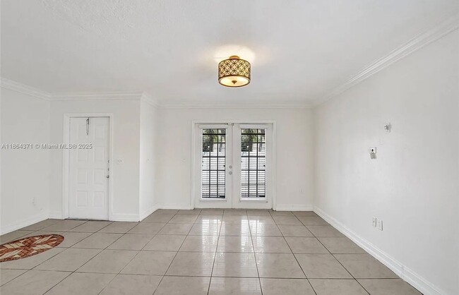 Building Photo - 9950 SW 12th St