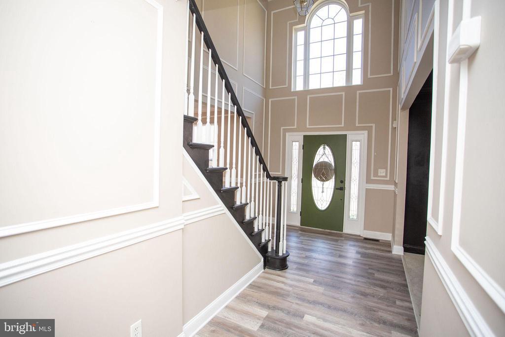 Foto principal - 1027 Dartmoor Ave