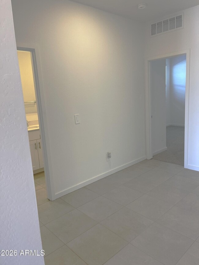 Building Photo - 7489 E Cozy Cottage Ln