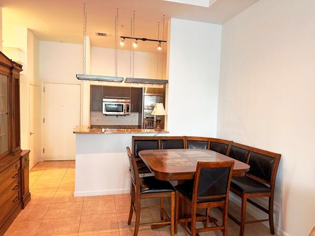 Building Photo - 550 Okeechobee Blvd