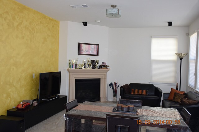 Foto del edificio - 7252 Longhill Way