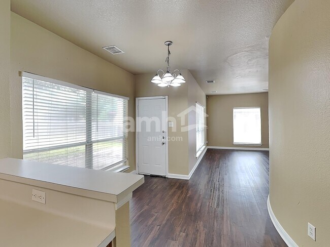 Foto del edificio - 3608 Cheyenne St