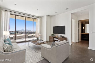 Building Photo - 15215 N Kierland Blvd