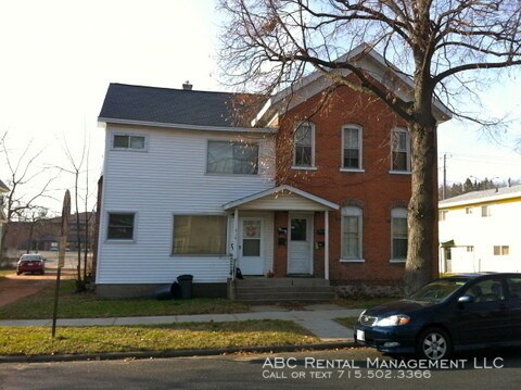 Primary Photo - Close to Marathon park!