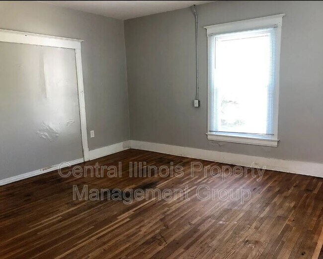Foto del edificio - 505 E Locust St