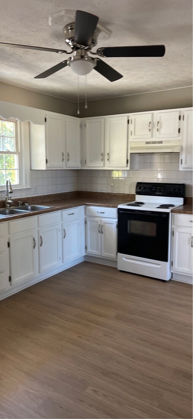 Foto del edificio - 273 Bryanwood St