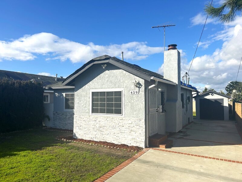 Foto principal - 439 W Buckthorn St