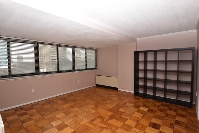 Foto del edificio - 9 Hawthorne Pl