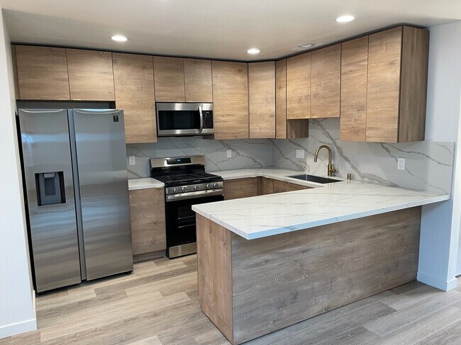 Foto del edificio - 5679 Dorothy Way