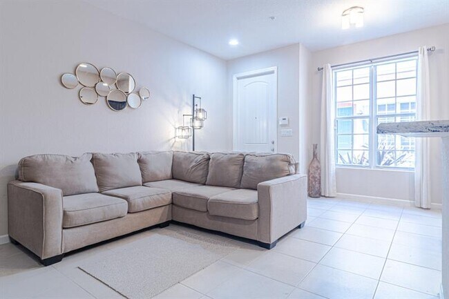 Foto del edificio - 713 SW 2nd Terrace