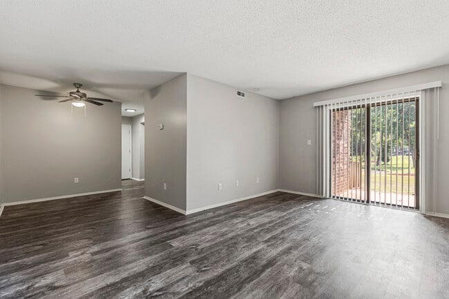 Foto del edificio - Bent Oak Apartments