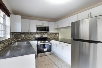 Building Photo - 7510 SW 152nd Ave