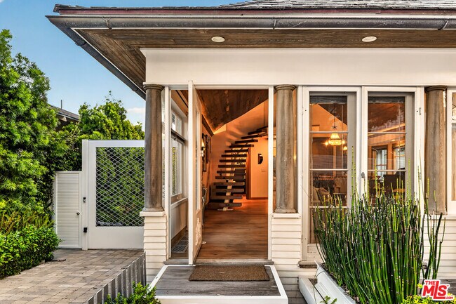 Foto del edificio - 128 Wadsworth Ave