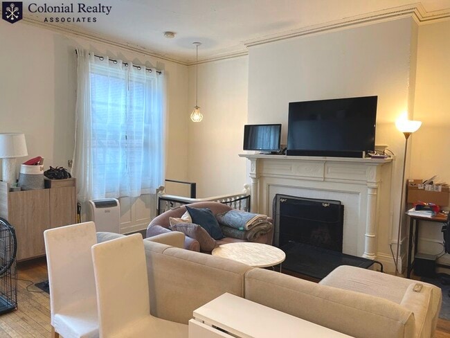 Photo - 509 Beacon St Apartment