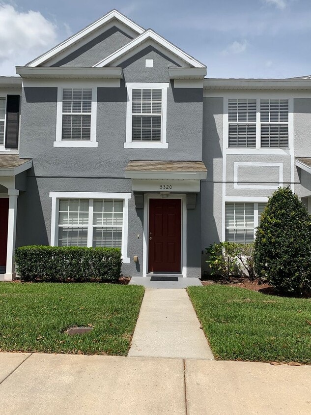 Primary Photo - Luxury Townhome for Rent in Gated Dunwoody...