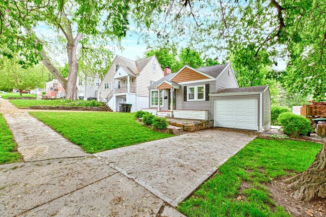 Building Photo - 6327 Poppleton Ave