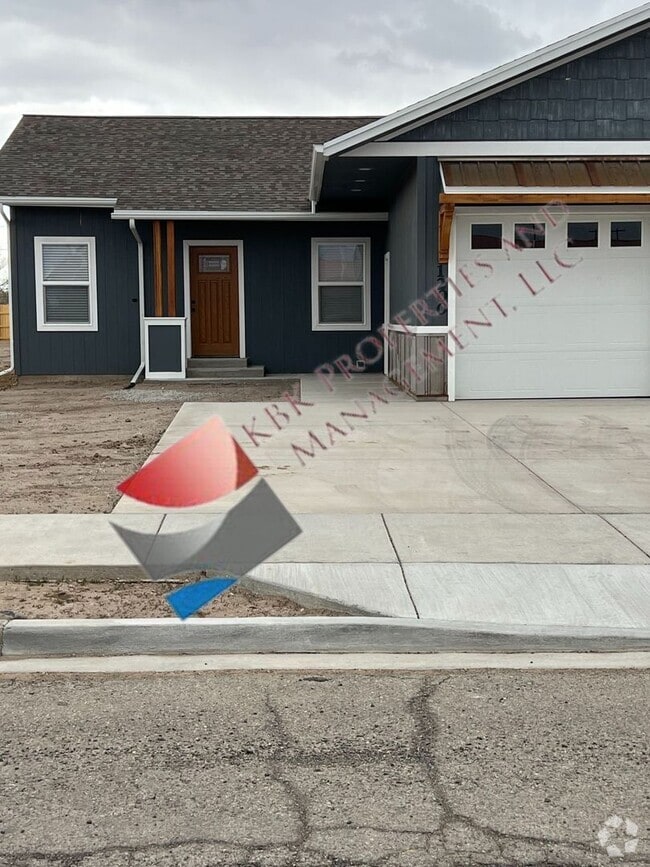 Building Photo - 1200 Alamosa Ave