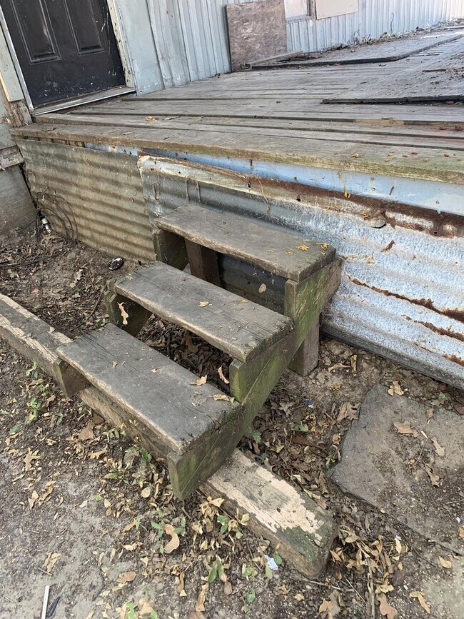 Building Photo - Owner Finance Opportunity Mabank, Texas!