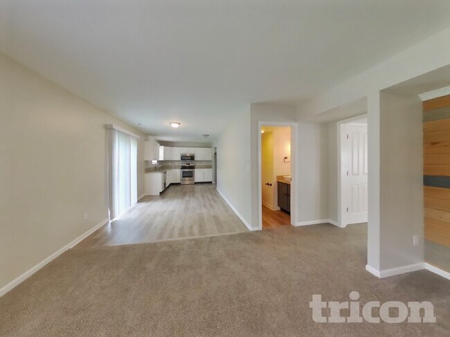 Building Photo - 5537 Burning Tree Ct