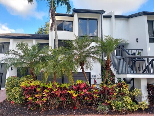 Foto del edificio - 3309 Bridgewood Dr