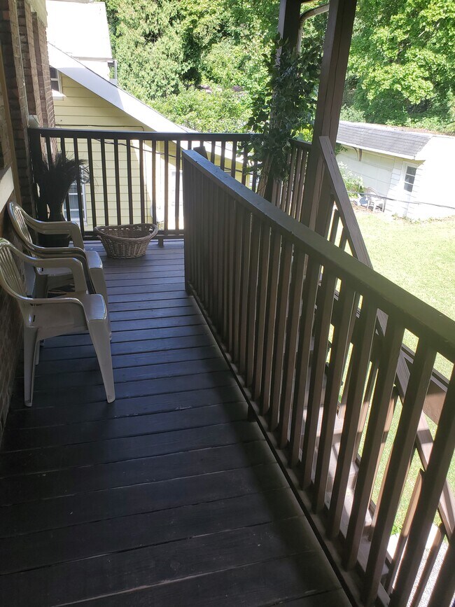 SALA DE ESTAR - 16516 Endora Rd