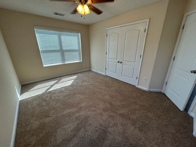 Foto del edificio - BRIDGEWATER HOME! PRE-LEASING FOR AUGUST 2026!