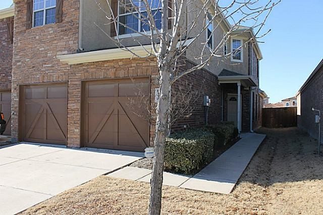 Primary Photo - 6325 Cedar Falls Dr