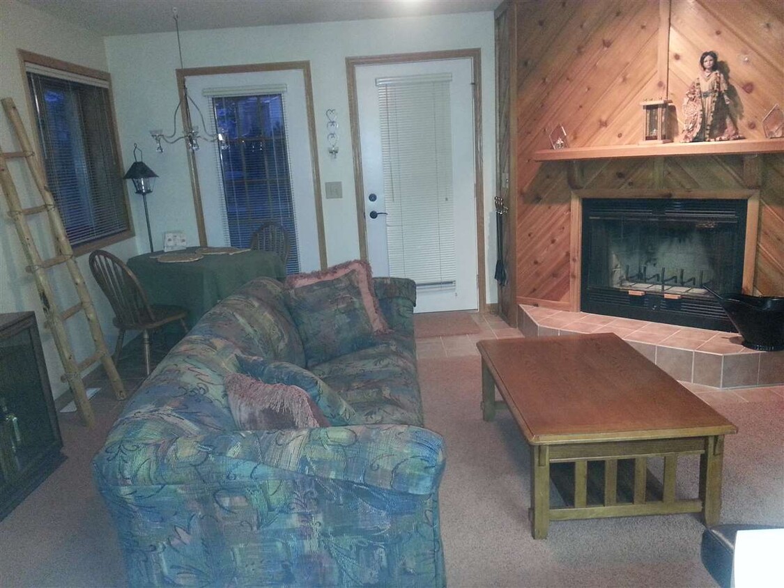 Foto principal - 530 E Hiawatha Dr