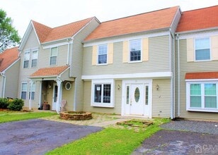 Building Photo - 37 Anderson Ct