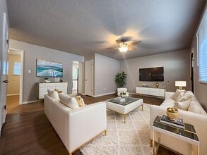 Building Photo - 3616 Anemone Cir